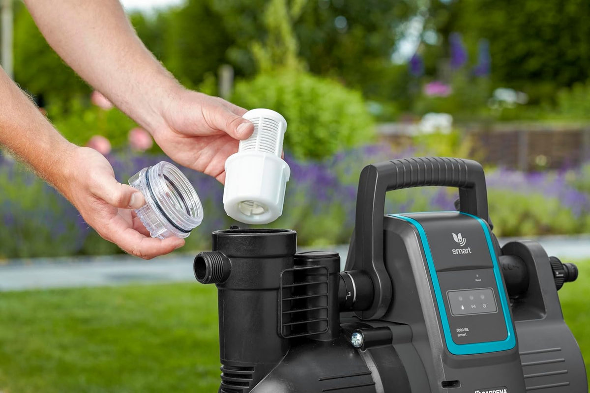 Gardena smart Pressure Pump: Hauswasserautomat via App/Tablet steuerbar, Fördermenge 5000 l/h, wartungsfrei, integrierter Vorfilter, 8 m max. Ansaughöhe, Trockenlaufsicherung (19080-20)