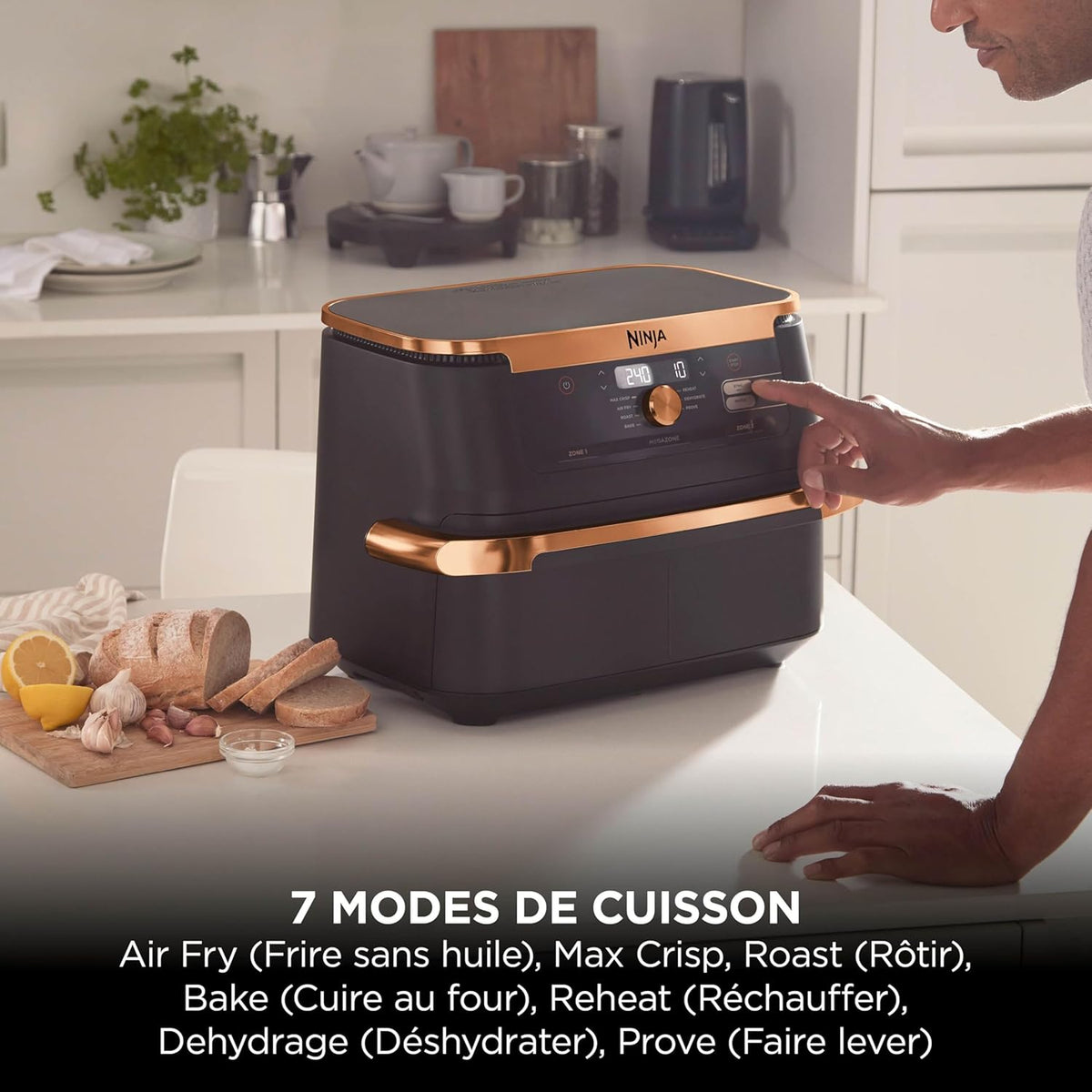 NINJA Foodi FlexDrawer Air Fryer, Dual Zone with Removable Divider, Large 10.4L Drawer, 7-in-1, Double Zone, Dishwasher Safe Non-Stick, Black & Copper, AF500EUCP