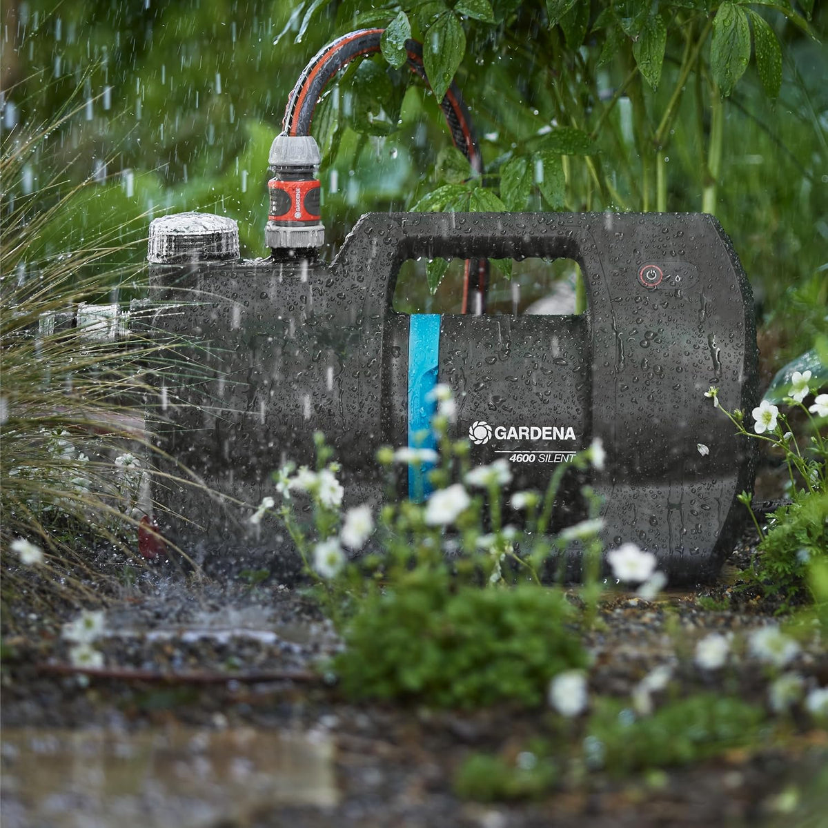 Gardena Haus- & Gartenautomat 4600 Silent Pumpen: Automatisierte Bewässerung und Hauswasserversorgung, 25% weniger Stromverbrauch*, Silent Technologie (09070-20)