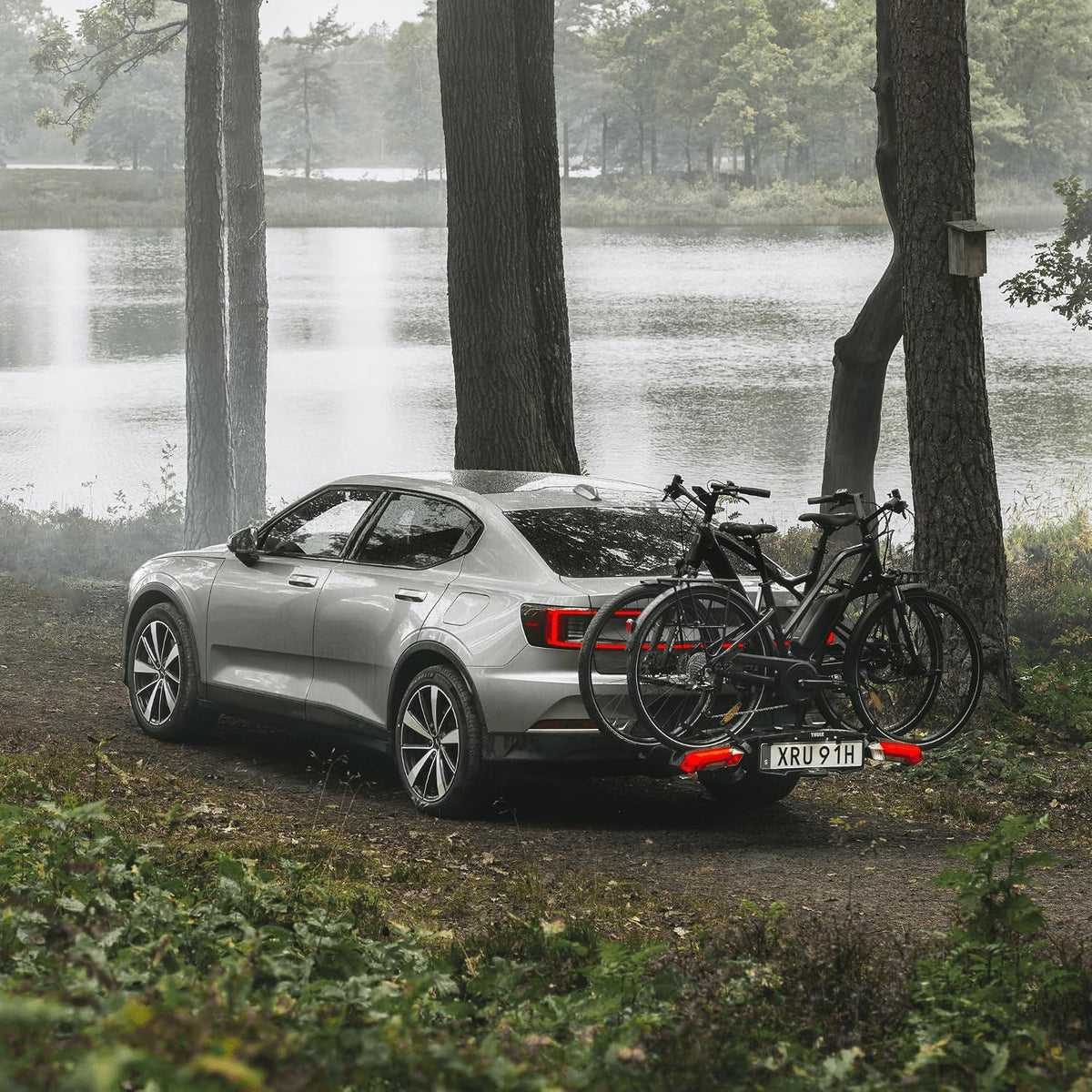 Thule Epos 978100 Fahrradträger, 2 Fahrräder, 60 kg, E-Bike, klappbar, Radstand 1350mm, Schwarz