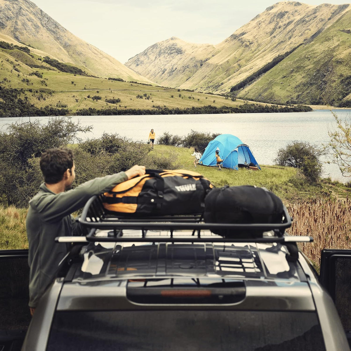 Thule Canyon XT 859XT Dachkorb, 65 kg, 127x104x15 cm, Stahlrohr, T-Nut, erweiterbar, Schwarz